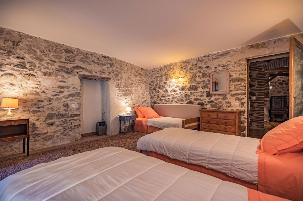 Sundrenched Relais De Poste In Serdinya Экстерьер фото